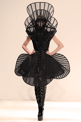 pam-hogg-ss-2013-2